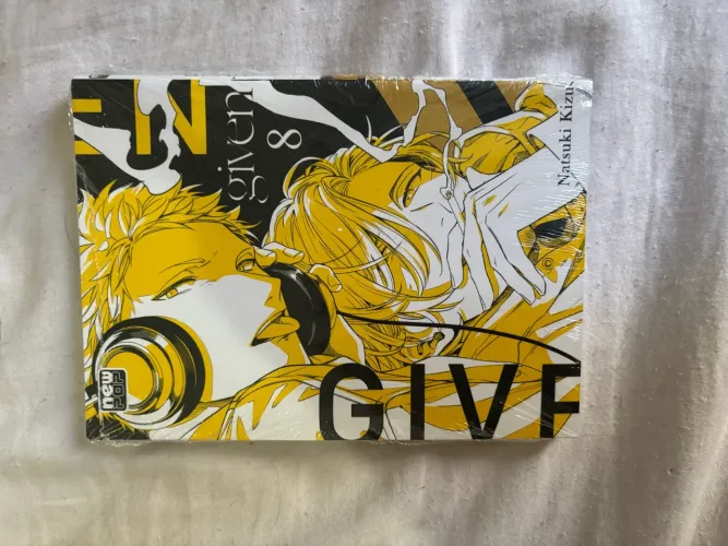Mangá Given vol. 8 NOVO