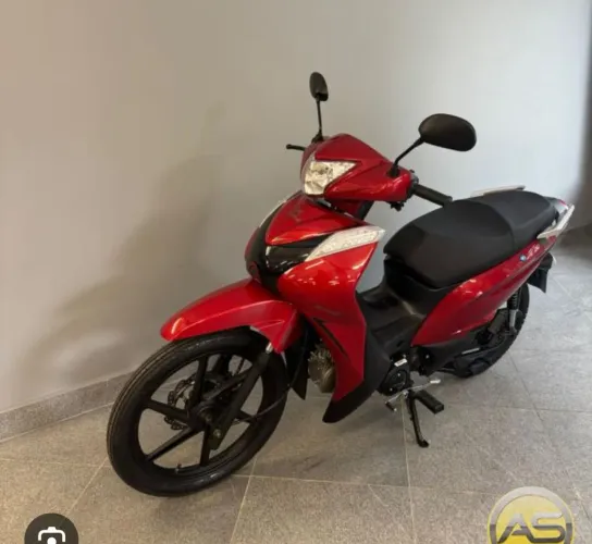 Vendo ou troco jet 125 por uma moto maior de pelo menos 160 cilindradas a cima aceito agio