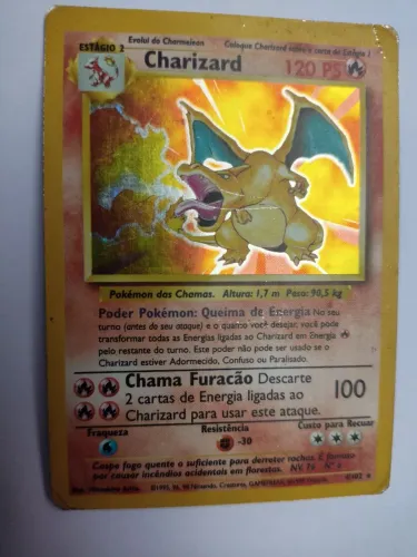 CHARIZARD BASE SET - R$ 1.800