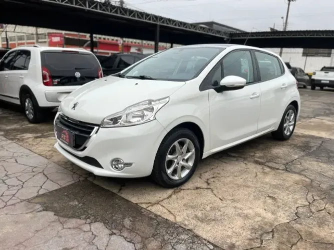 Peugeot 208 Allure 1.5 Flex 8V 5P 2014
