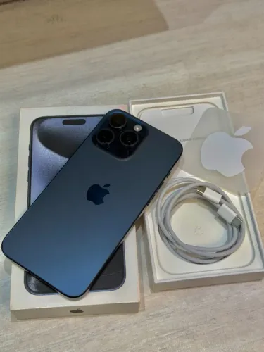 iPhone 15 Pro Max - 256GB - Azul Titânio