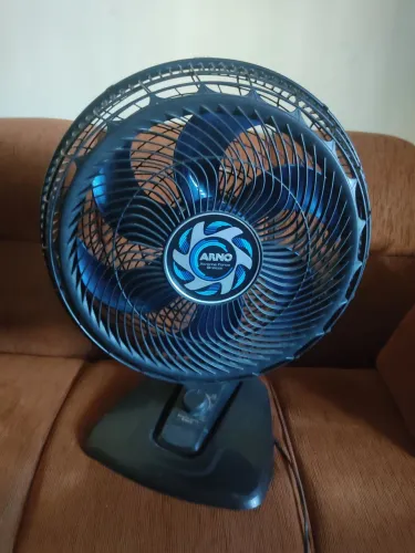 Ventilador Arno 40cm. 90.00