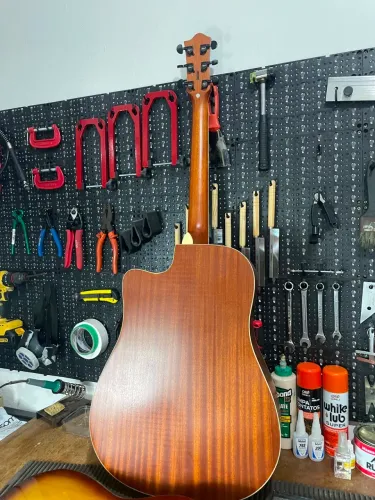 Vende-se Violão Tagima tampo sólido