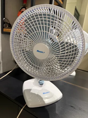 Ventilador Master branco 30cm (Não está ligando)