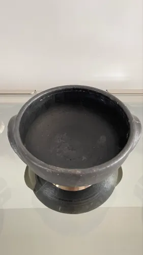 Vendo panela de barro 2 litros 