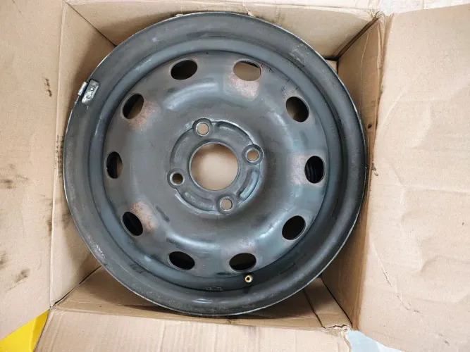 Vendo 4 rodas de ferro aro 14 para Ford Ka e fiesta