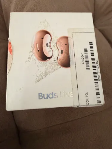 Fone Galaxy Buds Live só funciona um lado