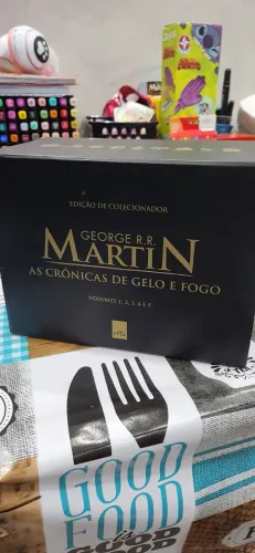 Box raro Game of thrones (todos os livros)