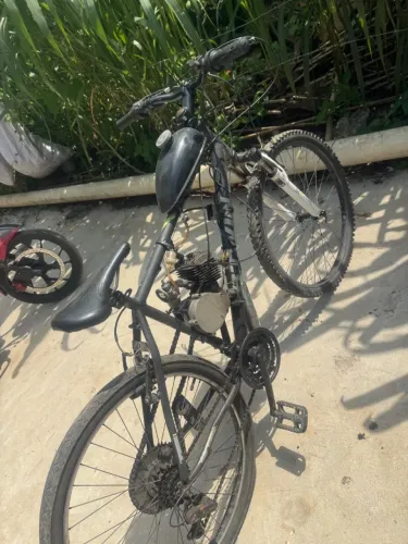 Bicicleta com motor
