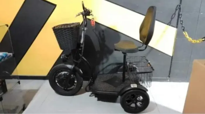 Triciclo elétrico 