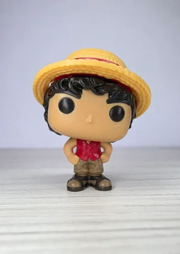 Miniatura One Piece Kinder Joy Funko - Luffy - Coleção Europa