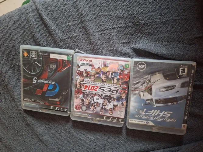 Vendo 03 jogos do ps03 por R$50