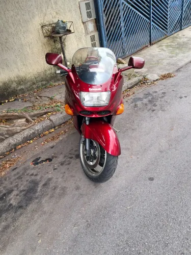 Kawasaki ninja zx11 $ 30.000