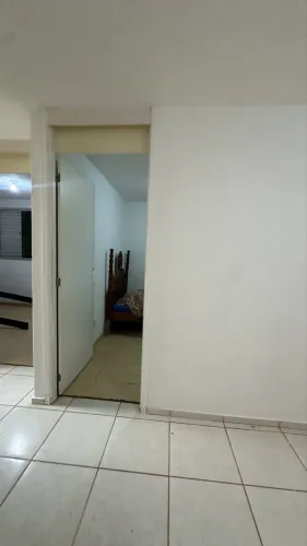 Apartamento 02 quartos no crixa térreo 