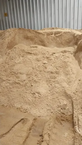 - Areia lavada média de rio R$ 269,90 o metro 