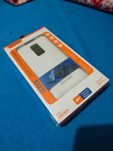 Power Bank de Polímero - 10000 mAh - Basike - Lacrada
