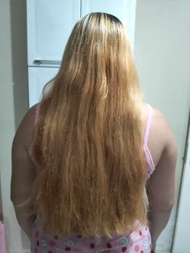 Cabelo descolorido longo