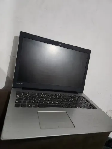 Notebook lenovo i5 8gb 1 tera armazenamento 