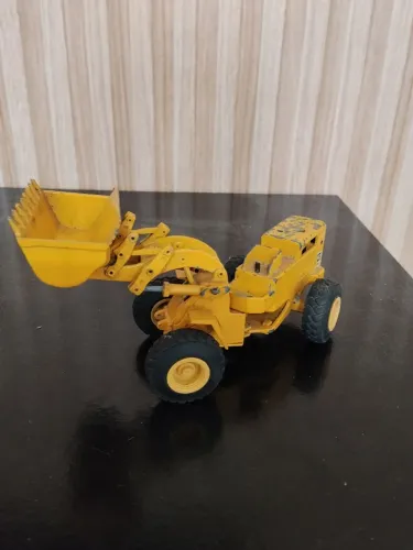 Miniaturas em ferros relíquias