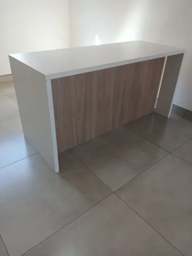 Mesa para escritório em MDF Premium Branca