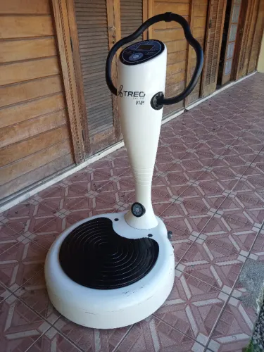 Plataforma vibratória Treo fitness v109 400 a vista ou 12 x de 405 no cartão