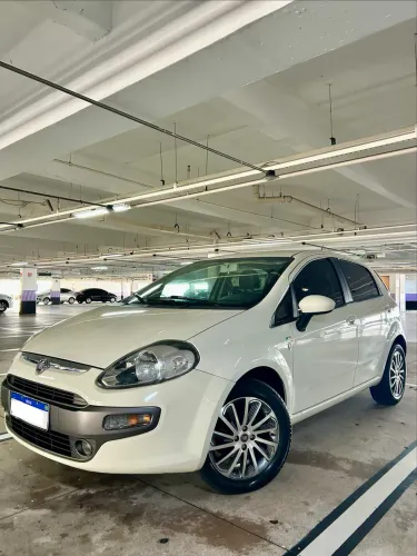 Fiat Punto Essence Dualogic 1.6 Flex 16V 5P 2017