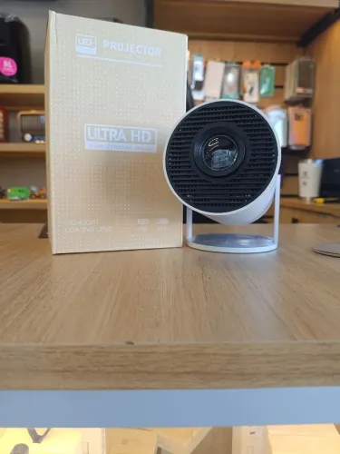 Projetor Ultra HD - Produto Novo | 1 Ano de Garantia | Nota Fiscal