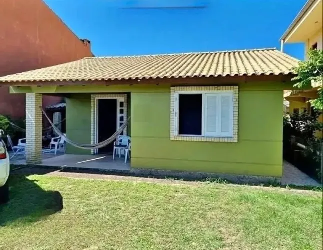 CASA À VENDA PRÓXIMA AO MAR EM ALBATROZ IMBÉ/RS