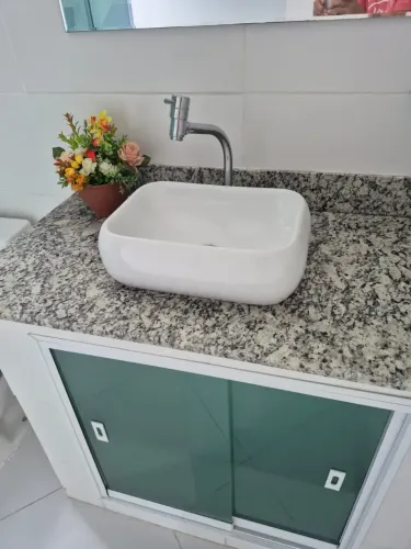Apartamento para aluguel possui 65 metros quadrados com 2 quartos