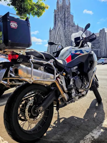 BMW F900 GS Adventure Plus 2025