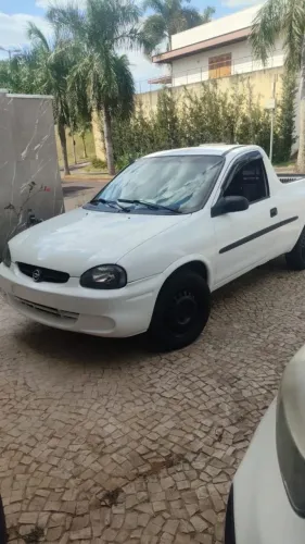 Chevrolet Corsa Pick-up Std/ Rodeio 1.6 MPFI 2003