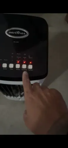 Climatizador de Ar Britânia com Umidificador e Timer