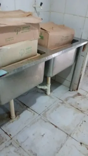 Tanque industrial de inox para cozinha industrial com dois bojos 