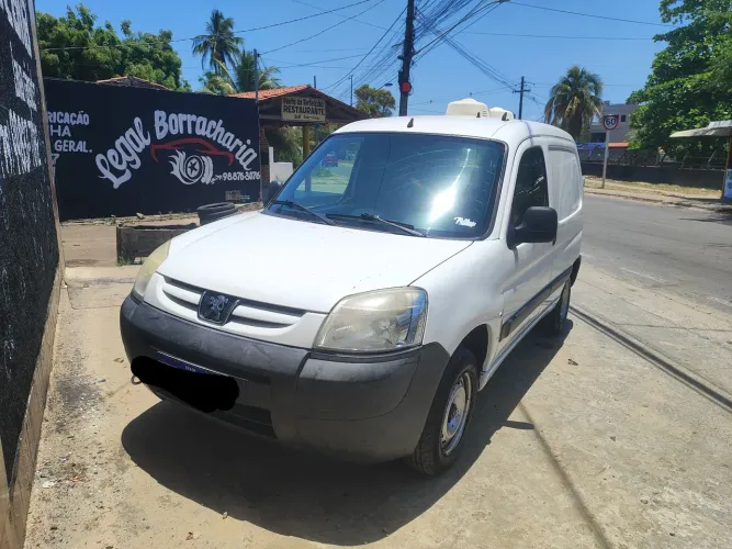 Peugeot Partner Furgão 1.6 16v/ 1.6 16V Flex 3P 2017