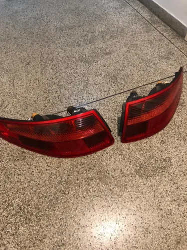 PORSCHE VENDO PAR DE LANTERNAS ORIGINAIS DA 911/997.