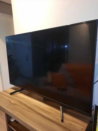 TV Sony modelo KD-49X705F - Com defeito