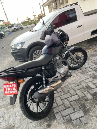 Titan 150 es