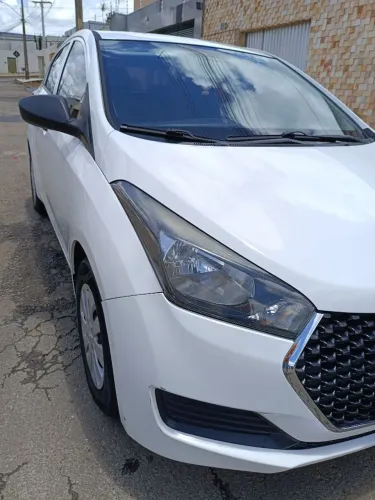 Hyundai HB20 Unique 1.0 Flex 12V Mec. 2019