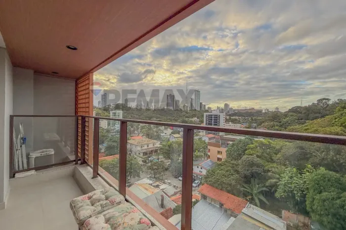Apartamento para Aluguel no Connect Ondina | Mobiliado | Varanda | Rua Macapá