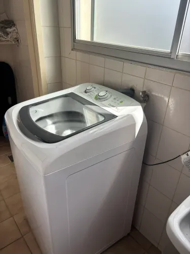 Máquina de Lavar Consul 9 kg Branca com Dosagem Econômica e Ciclo Edredom - CWB09BB 110V