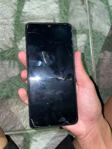 VENDE-SE CELULAR- A07 500R$