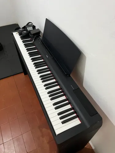 Piano Yamaha P-125a