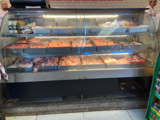 Vende se balcão refrigerado 2m