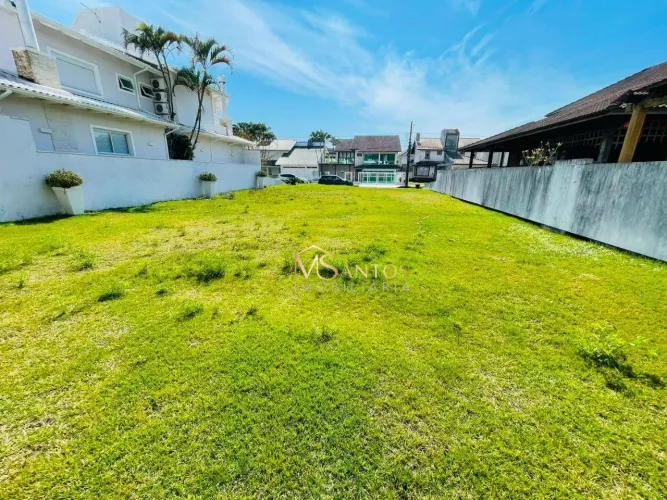 Terreno à venda, 450 m² por R$ 3.200.000,00 - Jurerê Internacional - Florianópolis/SC