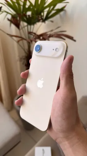 iPhone Air 17 - 256 gb preto e branco semi novos com Garantia