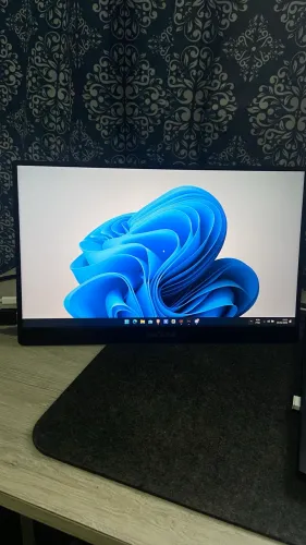 Monitor portátil de 15,6 polegadas 1080p Com suporte e entrada 