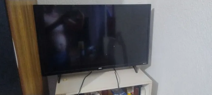 Vendo tv smartv 32 polegadas,750 reais