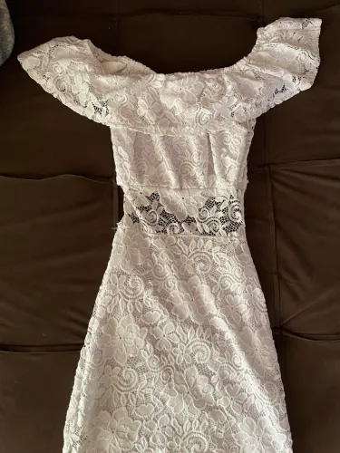 Roupa de Renda Branca