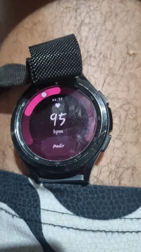 Samsung Galaxy Watch 4 leia o anúncio