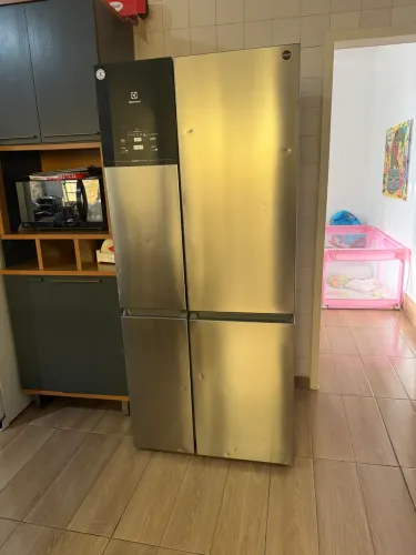 Refrigerador Novo IQ8s 220v 581litros